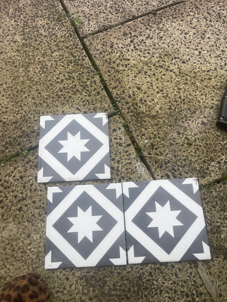 Luxury tiles black and white new