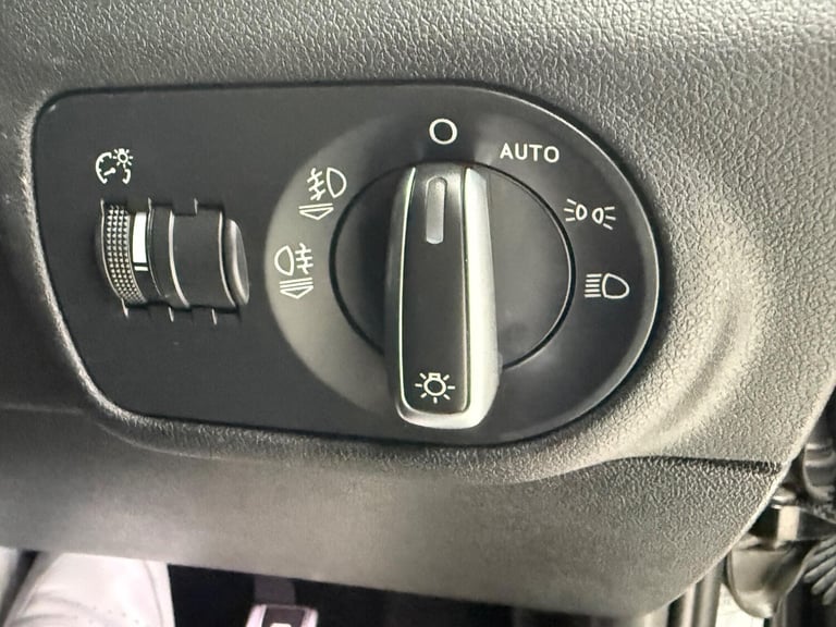 2016 Audi A1 1.6 TDI S line Sportback Euro 6 (s/s) 5dr HATCHBACK Diesel Manual