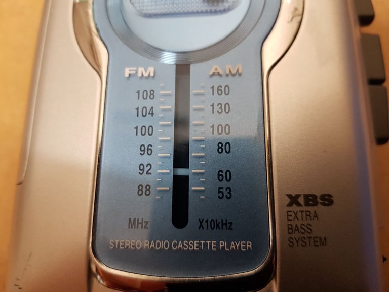 Panasonic RQ-V77 Portable Stereo Radio Cassette Player 
