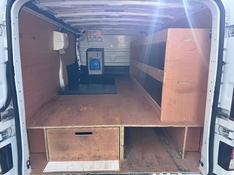 2023 73 Renault Trafic LL30 LWB Advance Van. Aircon. Appleplay. Rear Cam. NAV.