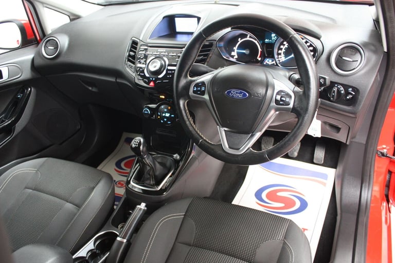 2016 Ford Fiesta 1.5 TDCi Titanium 3dr HATCHBACK DIESEL Manual