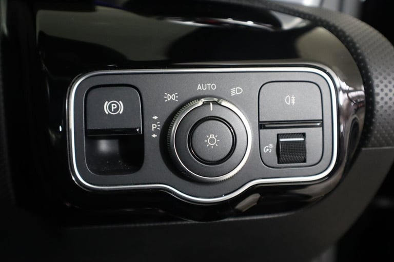 2023 Mercedes-Benz CLA 1.3 CLA200 AMG Line (Executive) Coupe 7G-DCT Euro 6 (s/s) 4dr Saloon Petro...