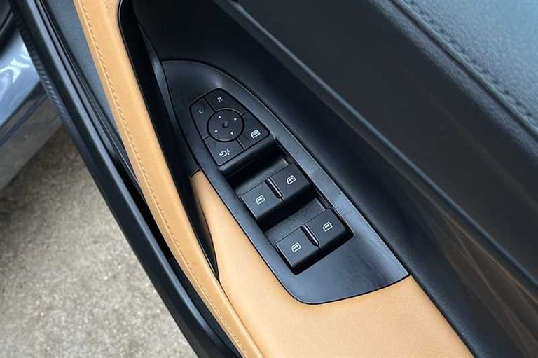 2024 MG MG HS 1.5 T-GDI Trophy SUV 5dr Petrol Manual Euro 6 (s/s) (169 ps) SUV Petrol Manual