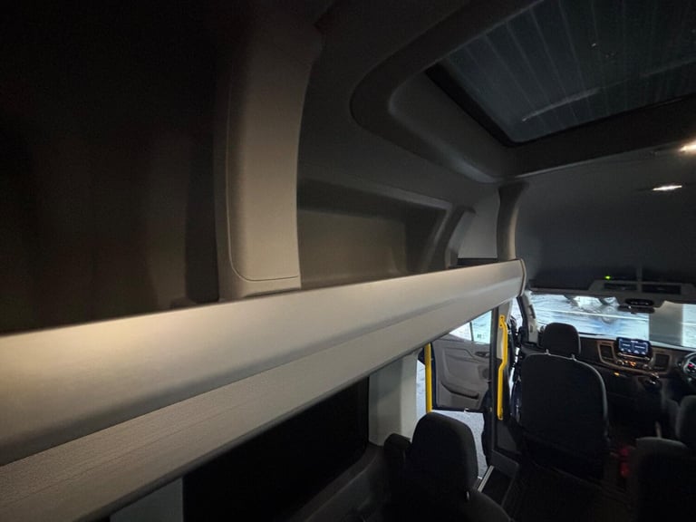  Ford Transit 2.0 460 EcoBlue Trend RWD L4 H3 Euro 6 (s/s) 5dr (17 Seat, DRW) Diesel Manual