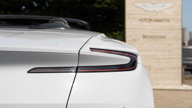 2022 Aston Martin DB11 V8 Volante 2dr Touchtronic Auto CONVERTIBLE PETROL Automatic