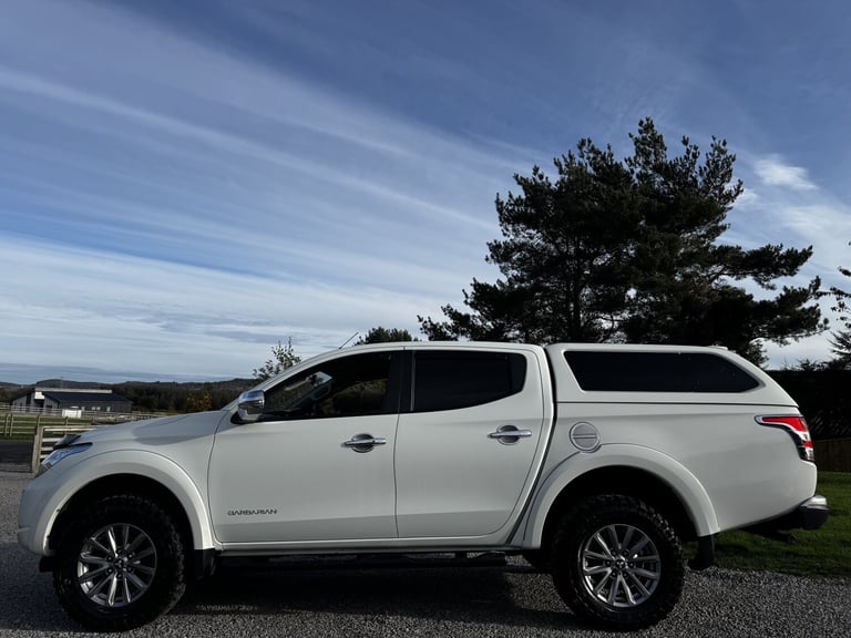MITSUBISHI L200 2.4 DI-D DC Barbarian 2016