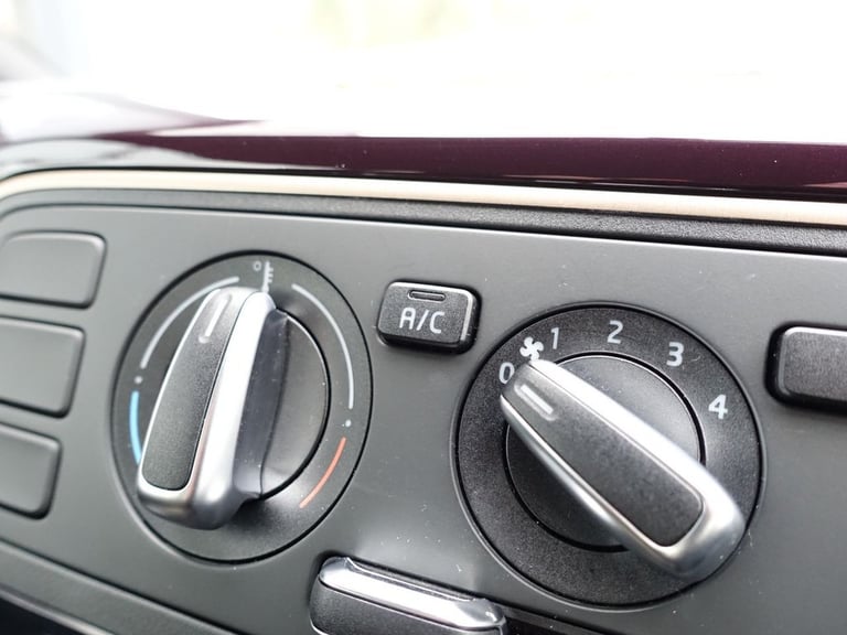 2018 SEAT Mii 1.0 12v Mii by Cosmopolitan Hatchback 3dr Petrol Manual Euro 6 (75 ps) Hatchback Pe...