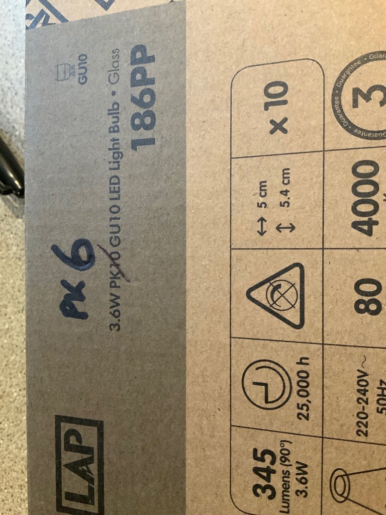 LED new light bulbs - no longer required 32. Also pack of 8 mains voltage Halogen.