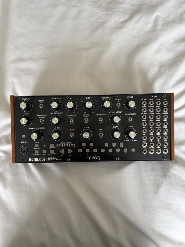Moog Mother 32 Semi Modular 