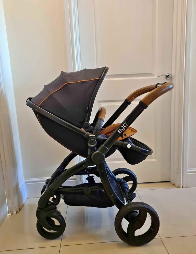 image for Egg pushchair and carry cot