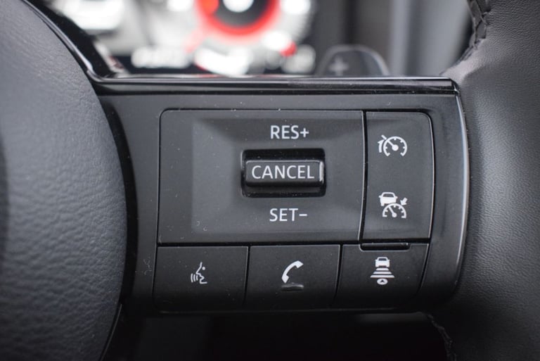 2023 Nissan Qashqai 1.3 DiG-T MH 158 N-Connecta 5dr Xtronic HATCHBACK PETROL Automatic