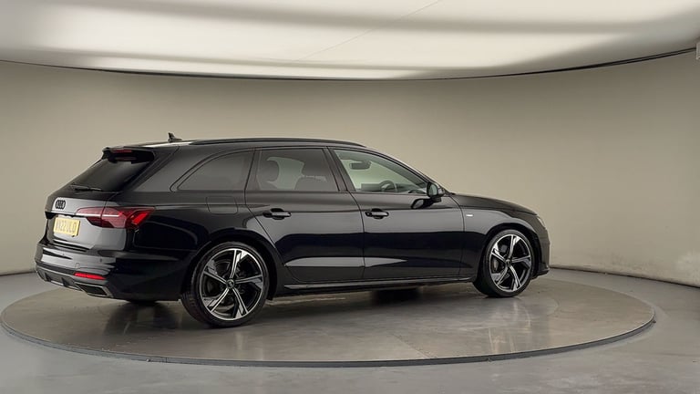 2022 Audi A4 Avant 2.0 TFSI 40 Black Edition Estate 5dr Petrol S Tronic Euro 6 (s/s) (204 ps) Est...