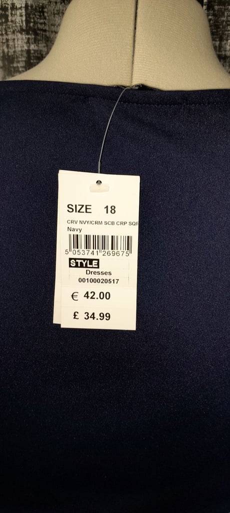Brand new quiz dress in navy and cream