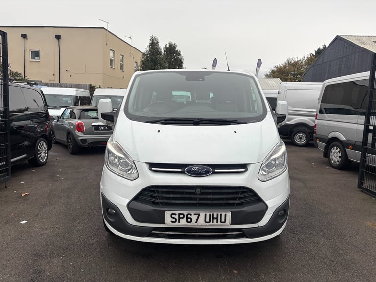 2017 Ford Tourneo Custom 2.0 TDCi 130ps Low Roof 9 Seater Titanium Minibus Diesel Manual
