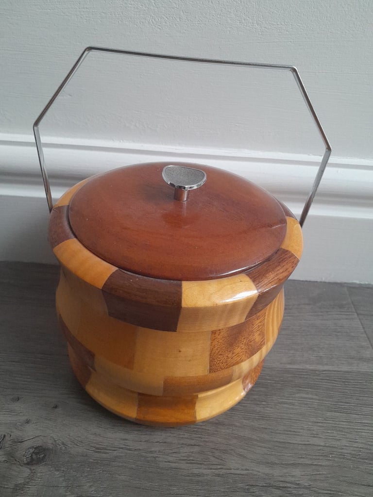 image for OFFERS Vintage biscuit barrell with handle