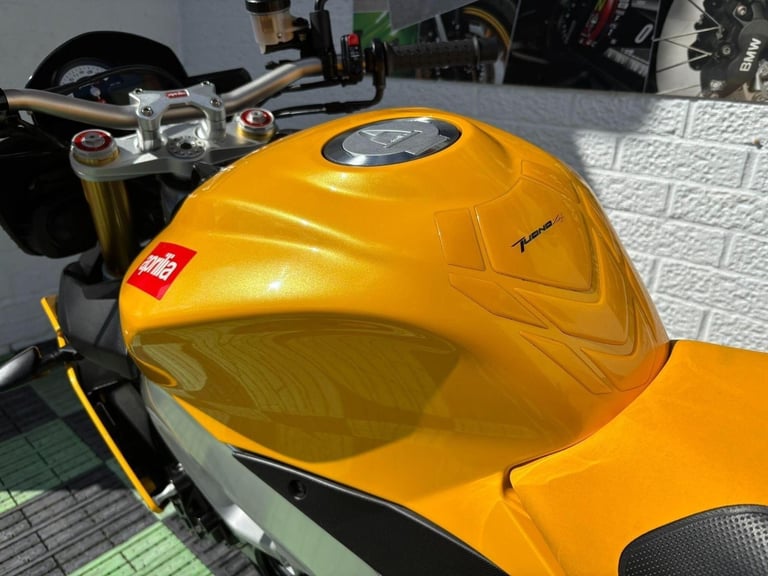 2012 Aprilia Tuono 1100 V4 999 R APRC