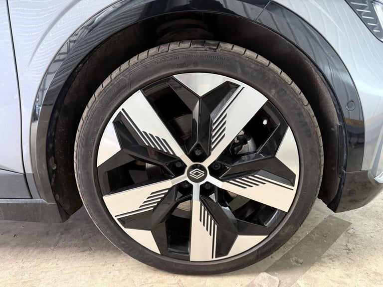 2024 Renault Megane E Tech 60kWh techno+ Auto 5dr (optimum charge) HATCHBACK Electric Automatic
