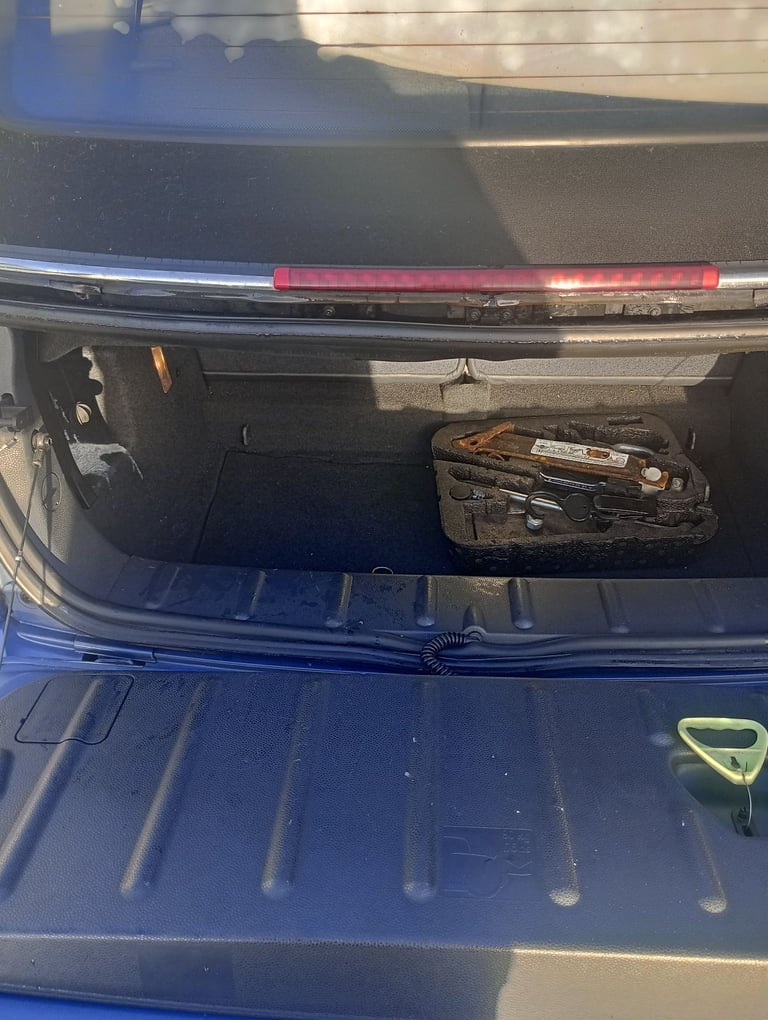 Mini, CONVERTIBLE, Convertible, 2005, Manual, 1598 (cc), 2 doors