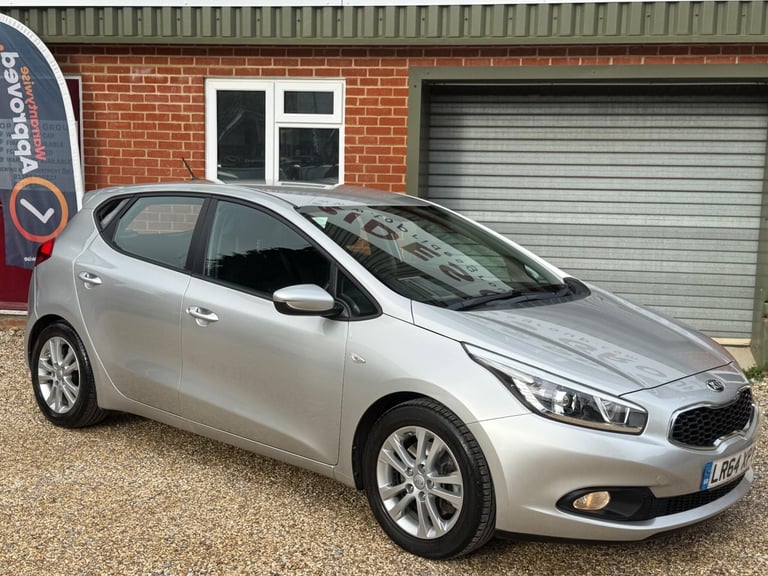 2014 Kia Ceed 1.4 VR7 Euro 5 5dr HATCHBACK Petrol Manual