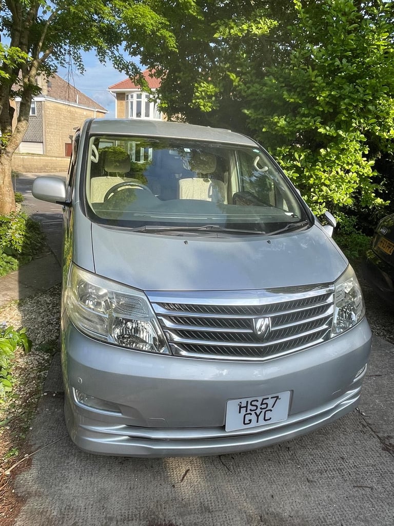 Professionally converted camper | Toyota Alphard | Low mileage