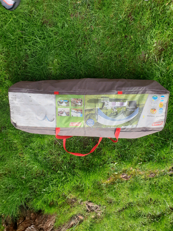 Colleman fastpitch shelter 3.65 cm x 365cm in very good condition 