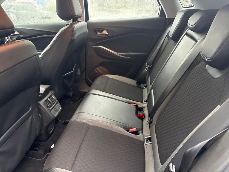 2019 Vauxhall Grandland X 1.2 Turbo Sport Nav 5dr Hatchback Manual