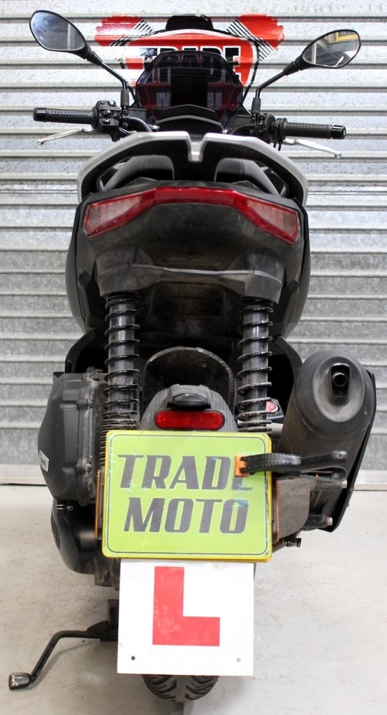 2022 22 APRILIA SR 125 GT SPORT SCOOTER LEARNER LEGAL 4K TRADE SALE NEW MOT