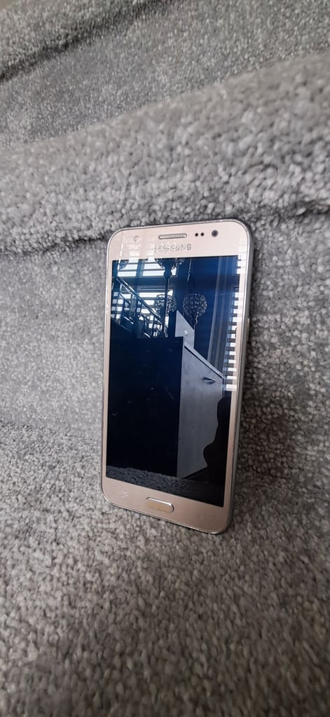 Samsung galaxy j5  gold 