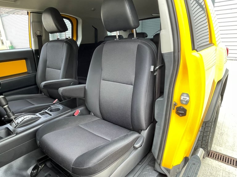 2011 Toyota FJ Cruiser FJ CRUISER FJ40 LANDCRUISER AMAZON COLORADO  4x4 Petrol Automatic