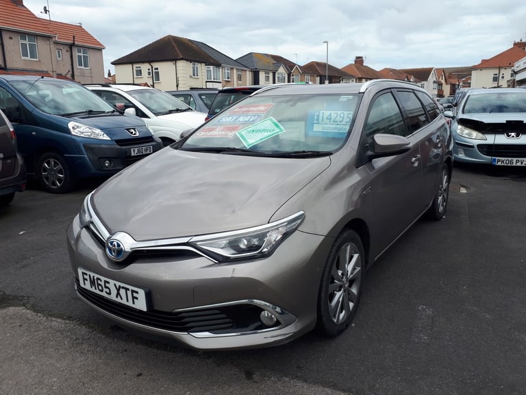 2016 Toyota Auris Estate 1.8 Hybrid Excel CVT Automatic 5-Door From £11,195 + Retail Package ESTA...