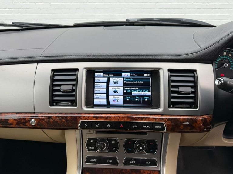 2013 Jaguar XF 2.2d Luxury Auto Euro 5 (s/s) 4dr SALOON Diesel Automatic