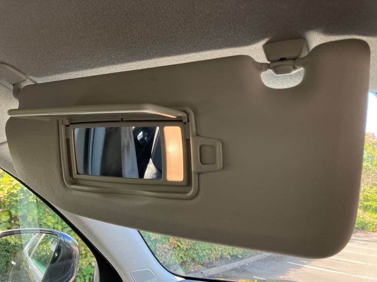 2019 Volvo XC40 1.5 T3 Momentum Pro 5dr Estate PETROL Manual