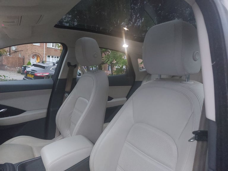 Jaguar, E-PACE, Estate, 2018, Manual, 1999 (cc), 5 doors