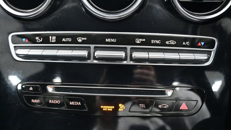 2014 64 MERCEDES-BENZ C-CLASS 2.1 C220 BLUETEC SPORT SALOON 4DR DIESEL G-TRONIC+