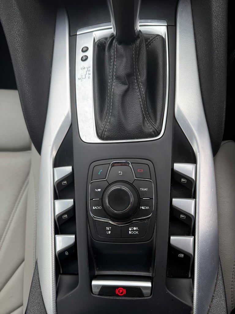 Citroen, DS5, Hatchback, 2013, Other, 1997 (cc), 5 doors