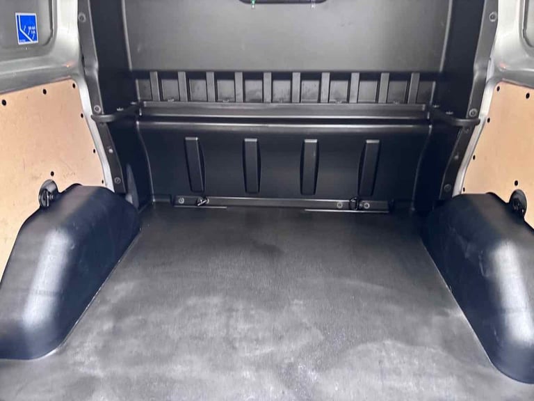 2022 Ford Transit Custom 2.0 320 Limited 6 Seater Crew Van Double Cab 5dr Diesel Auto L1 H1 Euro ...