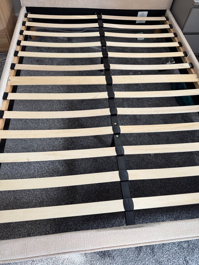 Double bed frame 
