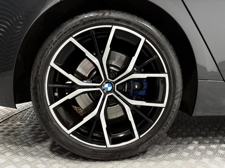 2021 BMW 5 Series 3.0 530d MHT M Sport Steptronic xDrive Euro 6 (s/s) 4dr SALOON Diesel/Electric ...