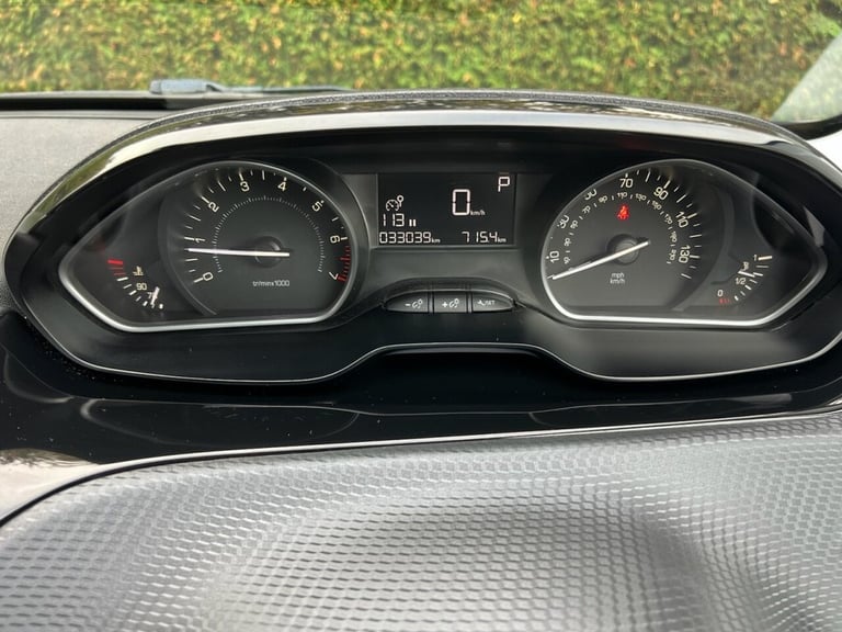 2018 Peugeot 208 1.2 PureTech Allure Hatchback 5dr Petrol EAT Euro 6 (s/s) (110 ps) Hatchback Pet...
