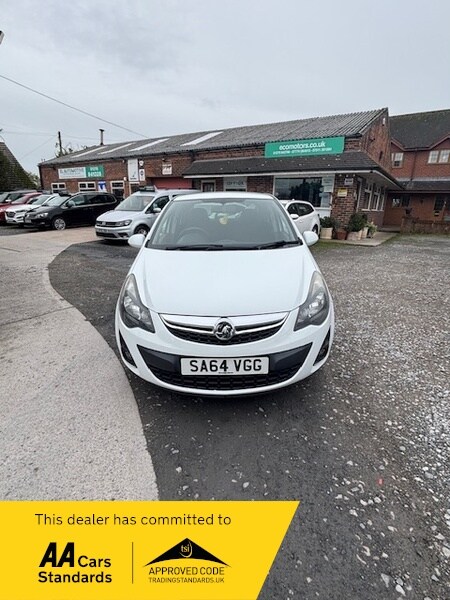 image for Vauxhall Corsa SXI AC Ideal first car with low tax runs really nice with service