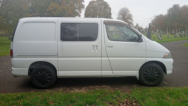 Toyota, 2002, 1999 (cc)