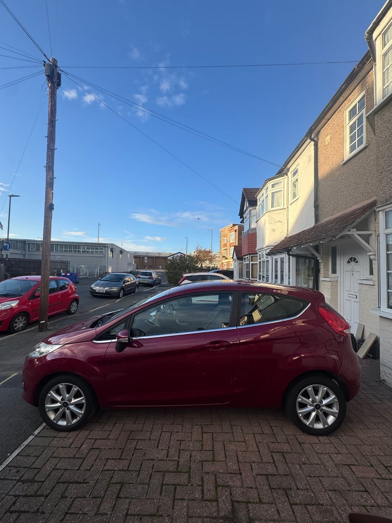 Ford, FIESTA, Hatchback, 2009, Manual, 1242 (cc), 3 doors