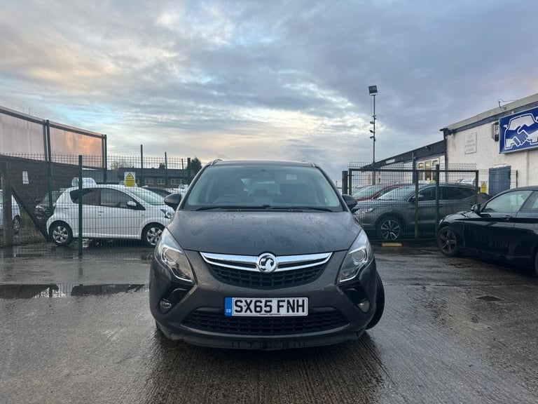 2015 Vauxhall Zafira 1.4T Tech Line 5dr MPV PETROL Manual