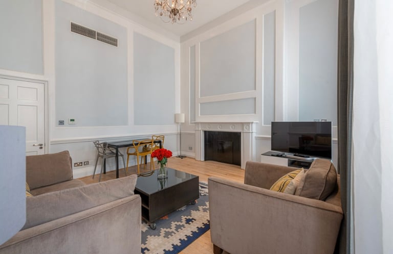 Mayfair (17) - 1 Bedroom Apartment - Short Lets - W1J - 1715 per week 