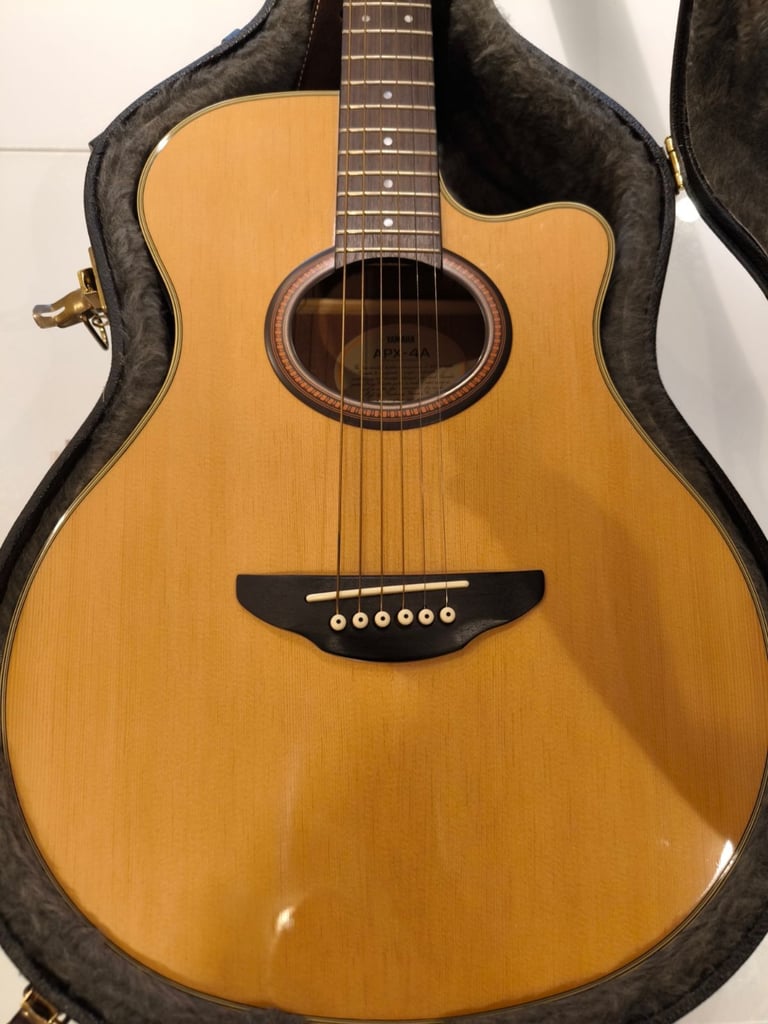 Yamaha Semi-Acoustic guitar