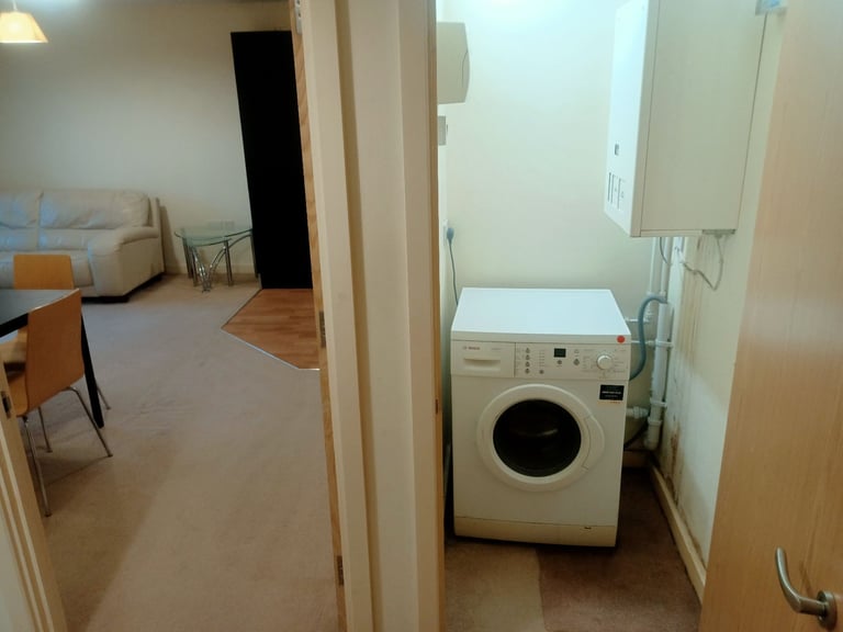 2 bedroom furnished flat - Manchester M14 7SH Moss Side Fallowfield Rusholme Hulme Near University