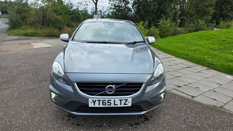 2015 Volvo V40 T2 [122] R DESIGN 5dr HATCHBACK Petrol Manual