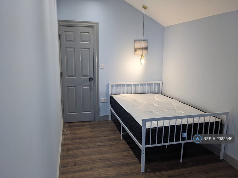 1 bedroom in Derby Road, Northampton, NN1 (#2382546)