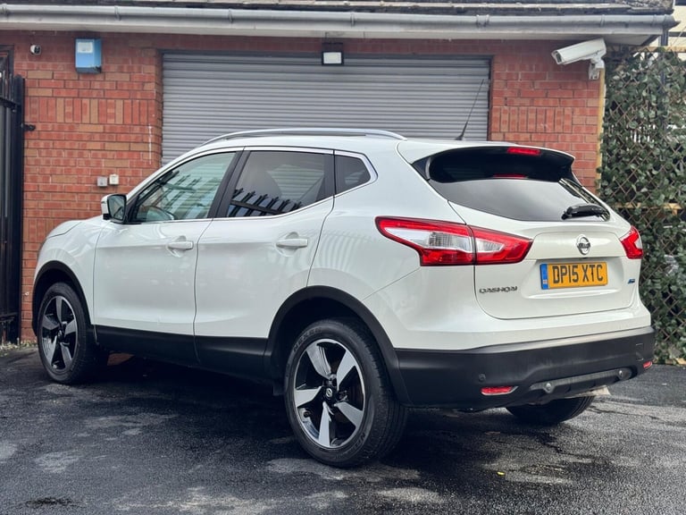2015 Nissan Qashqai 1.5 dCi n-tec+ 2WD Euro 5 (s/s) 5dr HATCHBACK Diesel Manual