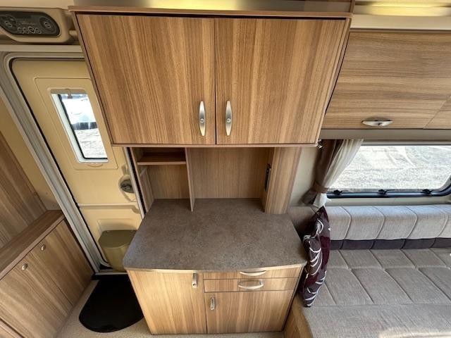 2012 STERLING DIAMOND ELITE COMPACT TOURING CARAVAN